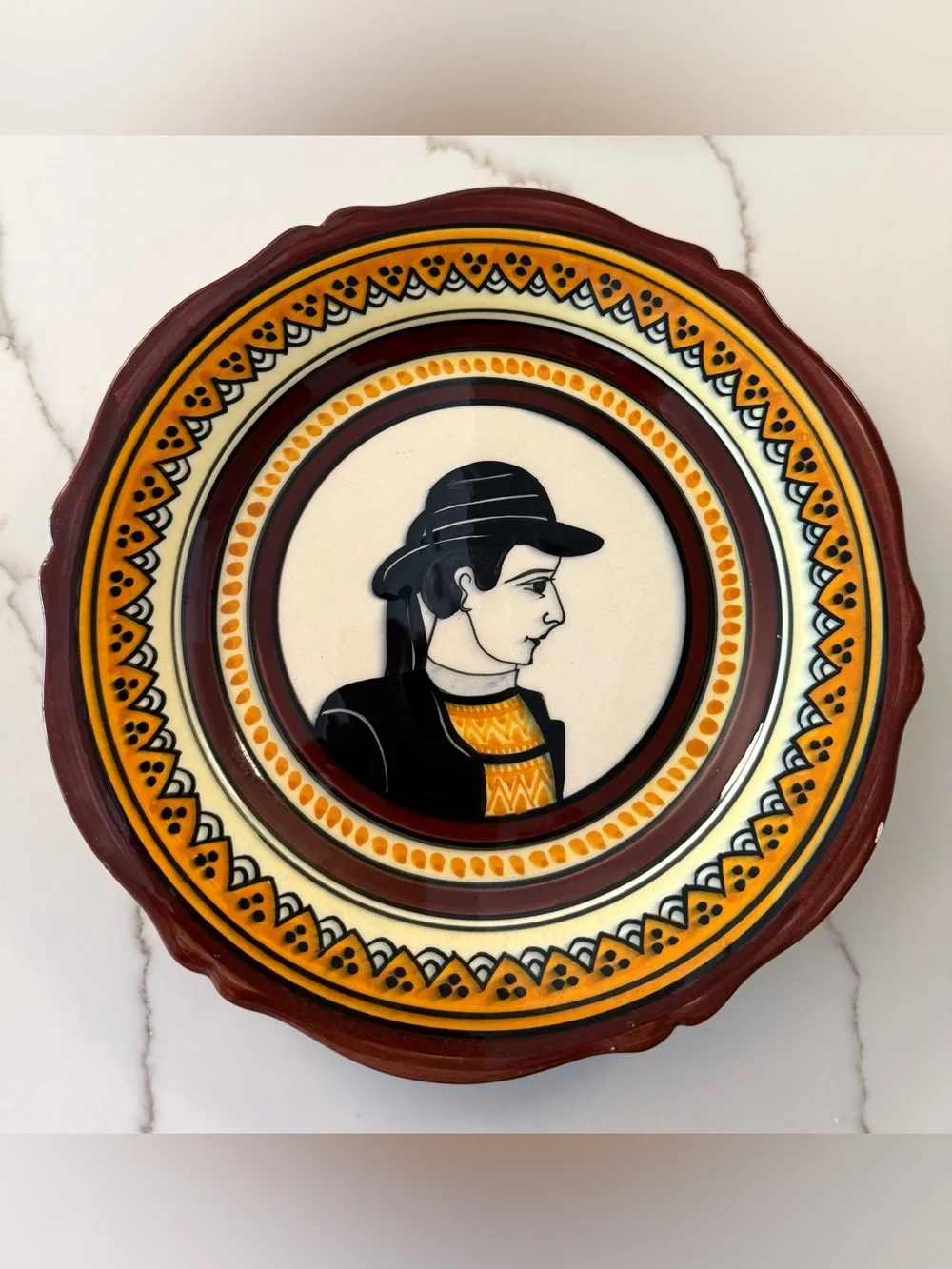 Quimper plate delicately